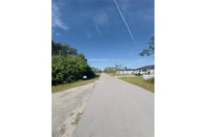 1957 MCLAREN AVENUE, LEHIGH ACRES, FL 33972 - MLS#MFRO6367919