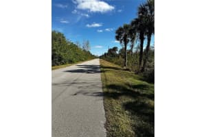 38TH AVE SE, NAPLES, FL 34117 - MLS#MFRO6367970