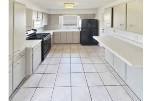 510 OAKSIDE DRIVE, BRANDON, FL 33510 - MLS#MFRO6368201