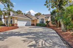 6466 HAUGHTON LANE, ORLANDO, FL 32835 - MLS#MFRO6368276