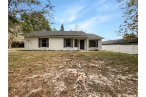 93 HILLSIDE DRIVE, EUSTIS, FL 32726 - MLS#MFRO6368433