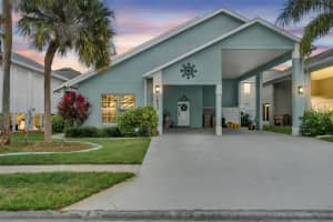 16627 CITRUS PARKWAY, CLERMONT, FL 34714 - MLS#MFRO6368516