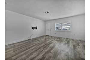 525 MANATEE COURT, VENICE, FL 34285 - MLS#MFRO6368671