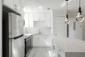 208 BONNER AVENUE, DAYTONA BEACH, FL 32118 - MLS#MFRO6368826