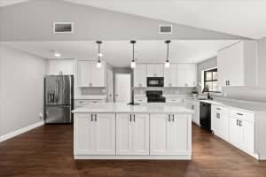 2101 ROCKY HILL DRIVE, DELTONA, FL 32738 - MLS#MFRO6368980