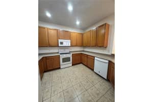 3038 SEAVIEW CASTLE DRIVE, KISSIMMEE, FL 34746 - MLS#MFRO6369117