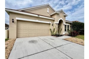 724 PARKER DEN DRIVE, RUSKIN, FL 33570 - MLS#MFRO6369183