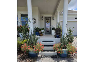 1211 DORA PARC LANE, MOUNT DORA, FL 32757 - MLS#MFRO6369236