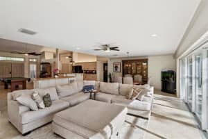 39819 GROVE HEIGHTS, LADY LAKE, FL 32159 - MLS#MFRO6369259