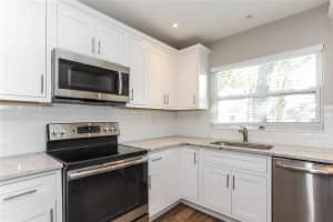 2053 Barcelona Dr S St Petersburg, FL 33712 - Off Market