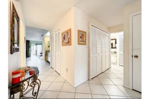 1 ESCONDIDO CIRCLE, ALTAMONTE SPRINGS, FL 32701 - MLS#MFRO6369410