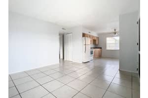 694 MICHIGAN COURT, ST CLOUD, FL 34769 - MLS#MFRO6369418