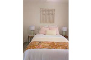 860 ORANGE AVENUE, ORLANDO, FL 32801 - MLS#MFRO6369517