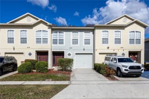 2747 MERRIEWEATHER LANE, KISSIMMEE, FL 34743 - MLS#MFRO6369566