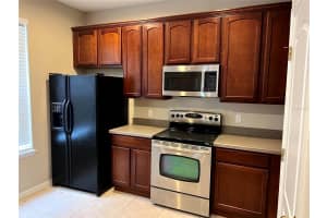 10266 LAKE DISTRICT LANE, ORLANDO, FL 32832 - MLS#MFRO6369573