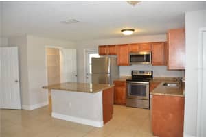 1602 LANCASTER AVENUE, LEESBURG, FL 34748 - MLS#MFRO6369594