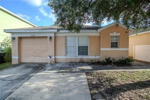 1062 Royal Ridge Dr, DAVENPORT