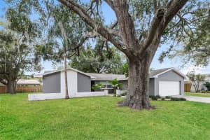 524 PRINCESS PLACE, LAKELAND, FL 33803 - MLS#MFRO6369964