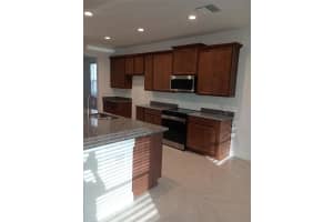 7189 DILLY LAKE AVENUE, GROVELAND, FL 34736 Sold 02/06/26