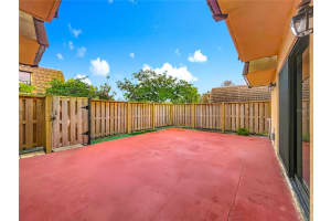 5271 CORAL COURT, ORLANDO, FL 32811 - MLS#MFRO6370051