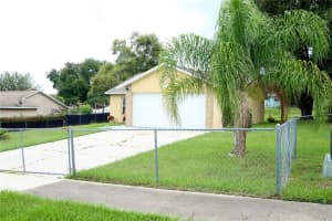 240 Boca Ciega Rd Mascotte, FL 34753 - Off Market