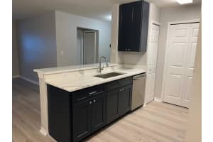 5455 VINELAND ROAD, ORLANDO, FL 32811 - MLS#MFRO6370395