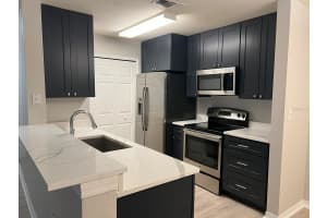 5455 VINELAND ROAD, ORLANDO, FL 32811 - MLS#MFRO6370395