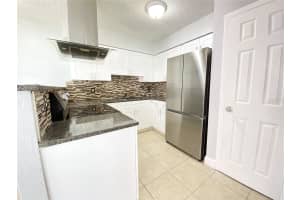 424 5TH STREET, APOPKA, FL 32703 - MLS#MFRO6370439