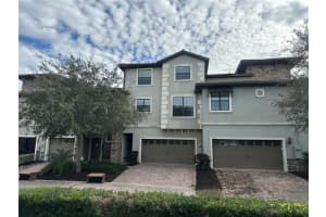 8512 Player Point Dr, DAVENPORT