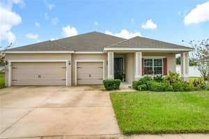 237 Walkers Point Dr, AUBURNDALE