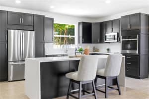 2706 GRETAGREEN COURT, ORLANDO, FL 32835 - MLS#MFRO6370751