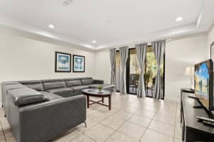 8193 ROSEVILLE BOULEVARD, DAVENPORT, FL 33896 - MLS#MFRO6370758