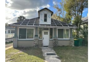 606 N Clara Ave, DELAND