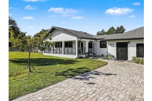 2400 10TH STREET, ORLANDO, FL 32820 - MLS#MFRO6370943