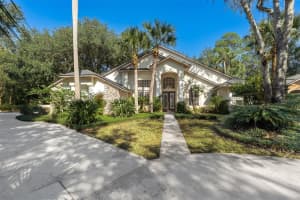 845 Coach Lamp Ct, SANFORD
