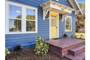 1016 WASHINGTON AVENUE, EUSTIS, FL 32726 - MLS#MFRO6371021