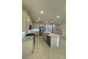 7404 ESTUARY LAKE LOOP, KISSIMMEE, FL 34747 - MLS#MFRO6371071