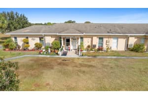 601 CLUB CIRCLE, LAKESHORE, FL 33854 - MLS#MFRO6371145