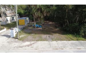 2735 Harry T Moore HARRY T MOORE AVENUE, MIMS, FL 32754 - MLS#MFRO6371147