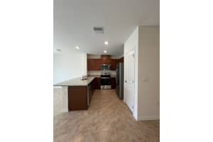 1532 LUMBER AVENUE, DAVENPORT, FL 33837 - MLS#MFRO6371183