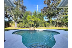 1077 LASCALA DRIVE, WINDERMERE, FL 34786 - MLS#MFRO6371189