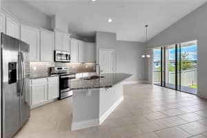 17014 CRESTMONT BOULEVARD, CLERMONT, FL 34711 - MLS#MFRO6371235