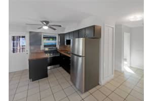 1981 CAROLINA AVENUE, TARPON SPRINGS, FL 34689 - MLS#MFRO6371311