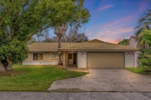 5237 GATEWAY AVENUE, ORLANDO, FL 32821 - MLS#MFRO6371335