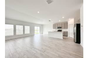 2302 BURNEY FALLS LANE, DAVENPORT, FL 33837 - MLS#MFRO6371390