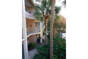 122 WATER FRONT WAY, ALTAMONTE SPRINGS, FL 32701 - MLS#MFRO6371398