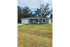 40 Maple Ln, OCKLAWAHA
