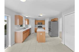 2820 KIMBERLY DRIVE, DELTONA, FL 32738 - MLS#MFRO6371473