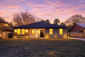 127 Hibiscus Ln, DELTONA