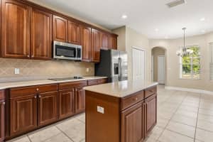 402 BRENTWOOD CLUB COVE, LONGWOOD, FL 32750 - MLS#MFRO6371619